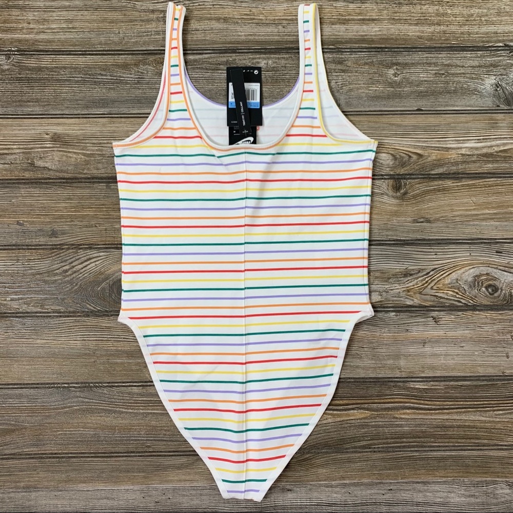 🎉HP🎉Nike Sportswear Retro Bodysuit White M - Picture 6 of 7